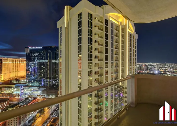 Mgm Signature-32-621 1Br2Ba F1 Strip View Balcony